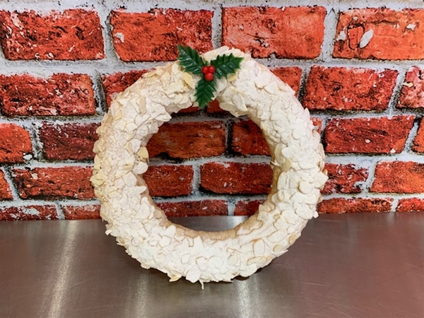 Opgemaakte kerstkrans